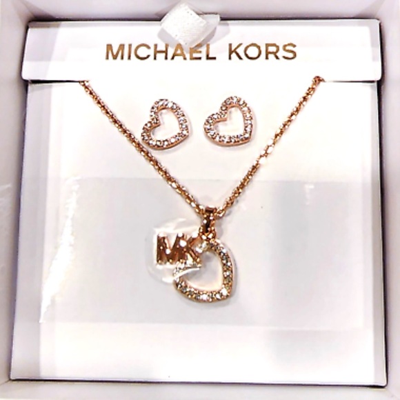 Michael Kors Rose Gold Crystal Heart Stud Earring & Logo Charm necklace Box Set - Picture 2 of 5